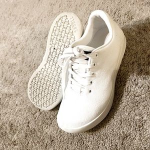 NoBull Canvas Trainers - Womens Size 7 - White